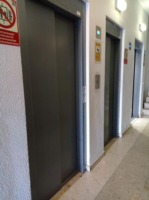 Piso Primera Linea De Mar Appartement Empuriabrava Buitenkant foto